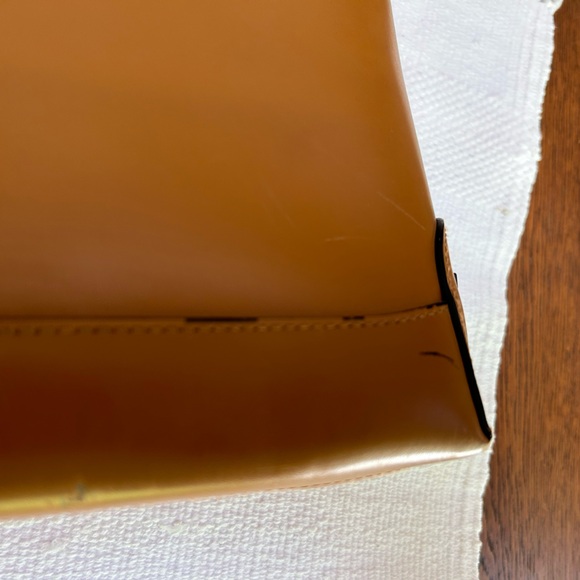 Aldo faux leather structured shoulder bag, single handle w/contrasting accents. - Picture 10 of 10